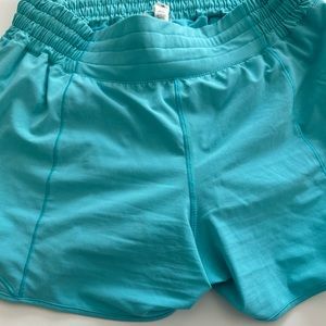 Lulu Hotty hots like new 10